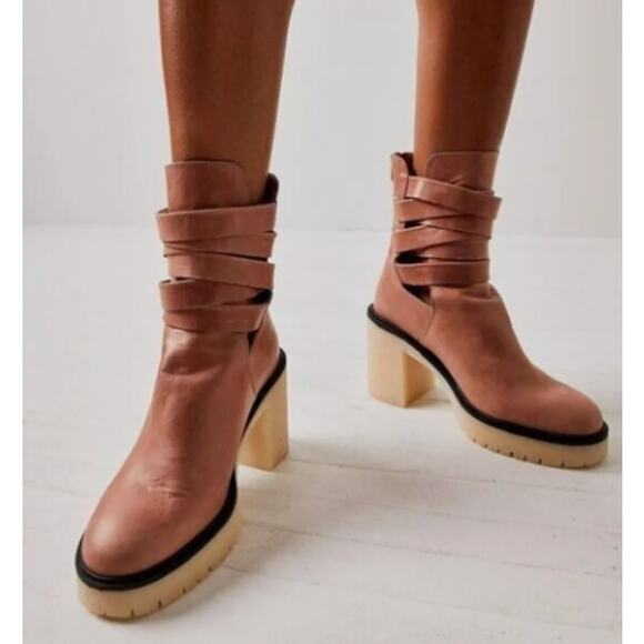NWOB Free People Jesse Cutout Boots English Tan 38.5 - Picture 1 of 7